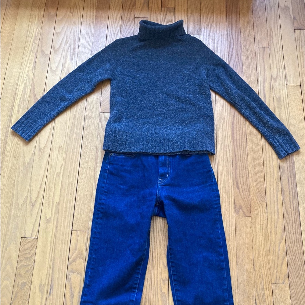 Charcoal Color Casual Sweater
